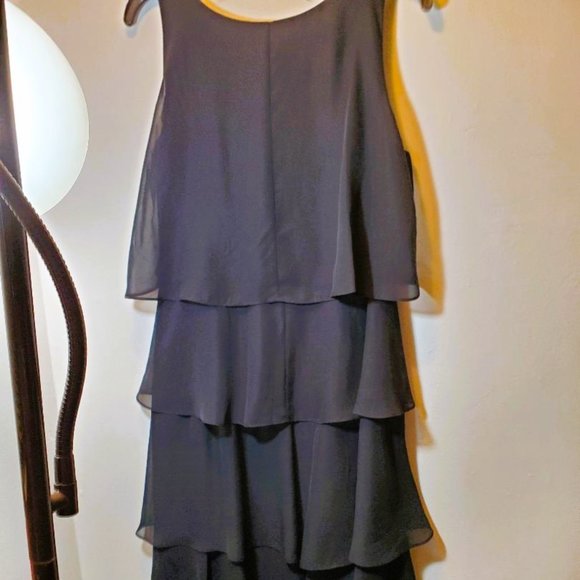 Evening Wear Black Flutter Dress Size 4 - Picture 2 of 7